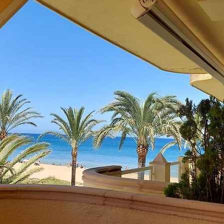 Estupendo Apartamento En Primera Linea De Playa Y Con Vistas Al Mar 德尼亚 外观 照片