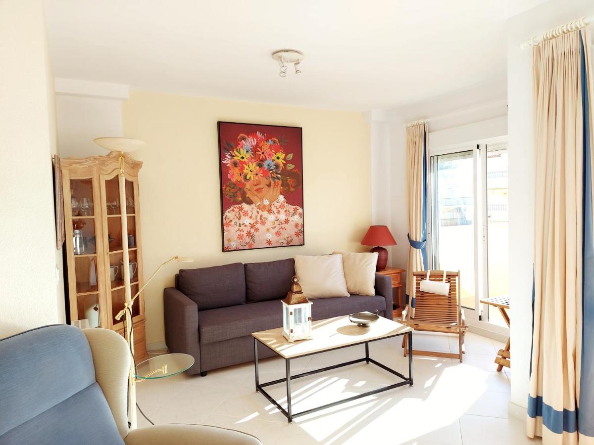 Estupendo Apartamento En Primera Linea De Playa Y Con Vistas Al Mar 德尼亚 外观 照片