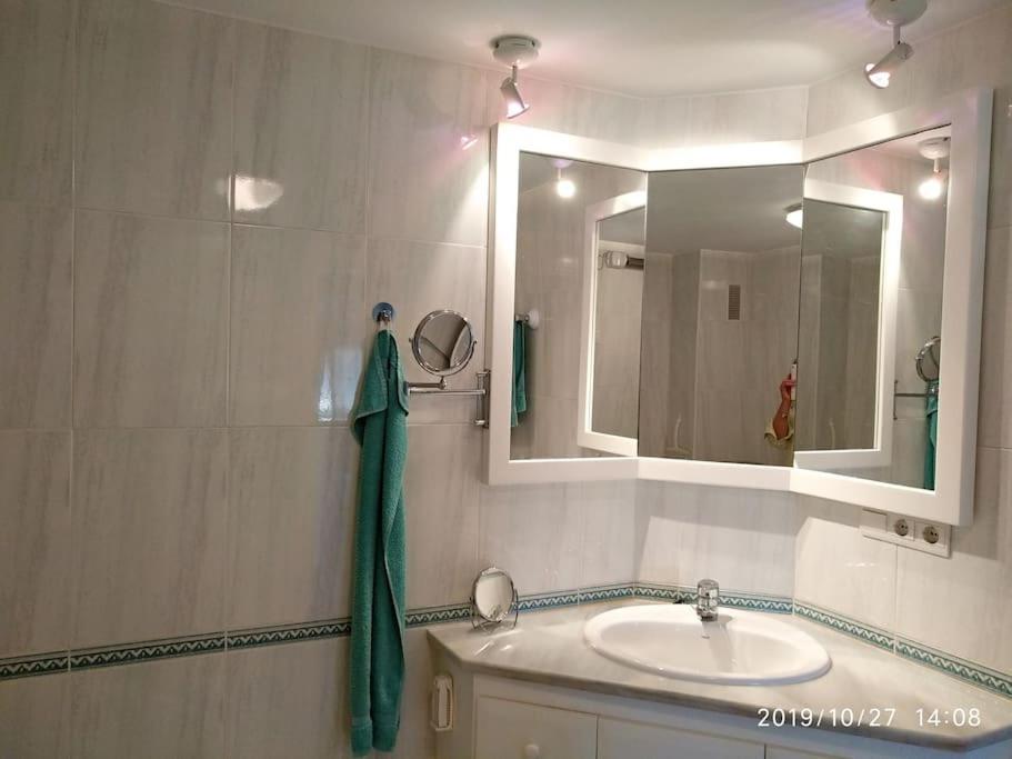 Estupendo Apartamento En Primera Linea De Playa Y Con Vistas Al Mar 德尼亚 外观 照片